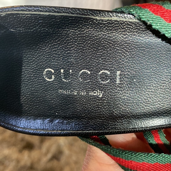 AUTHENTIC GUCCI Sandal US 7 - Picture 4 of 14